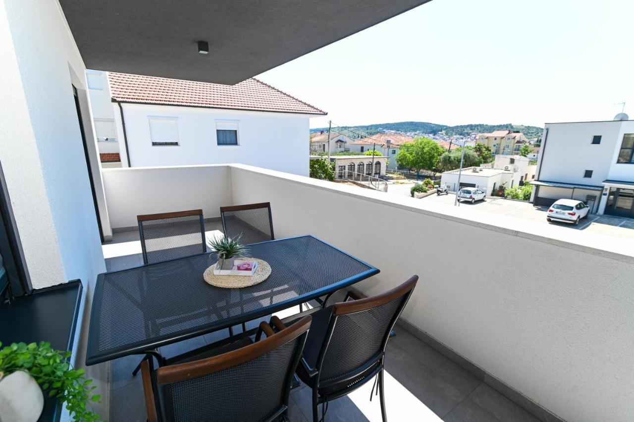 Apartment Laura, Free Parking, Balcony, 4 Ppl Traù Esterno foto