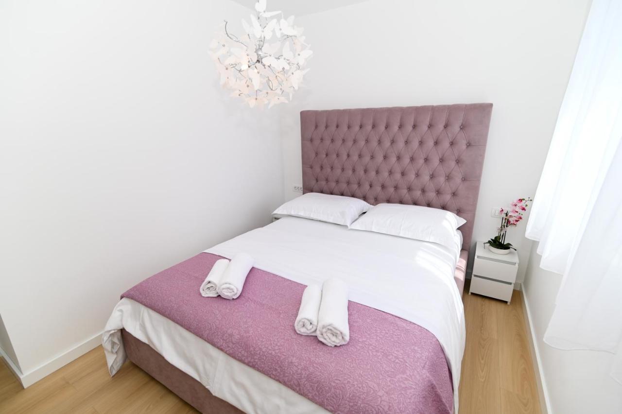 Apartment Laura, Free Parking, Balcony, 4 Ppl Traù Esterno foto